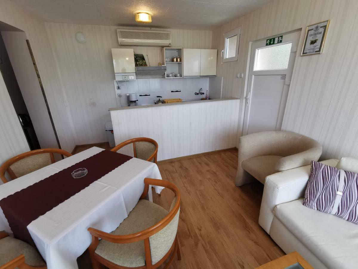 Villa Aqua Pravets Extérieur photo